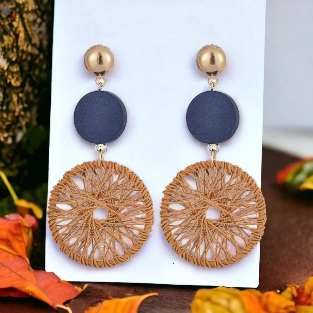 ποΈ Bohemian Handmade Geometric Earrings - Picture 1 of 3